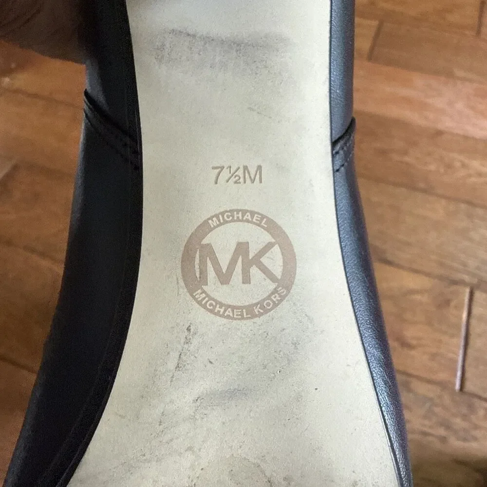 Michael Kors MK 7.6 M Black Leather Ankle Boots Front Zipper Pointed Toe Witchy